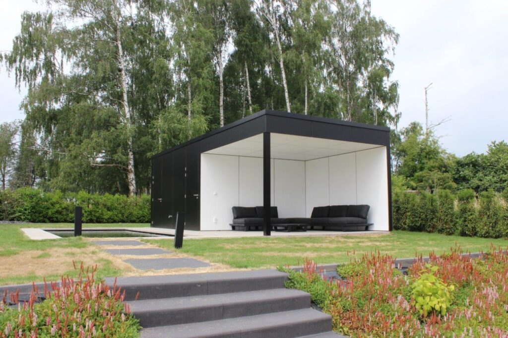 Modern poolhouse Wit-Zwart